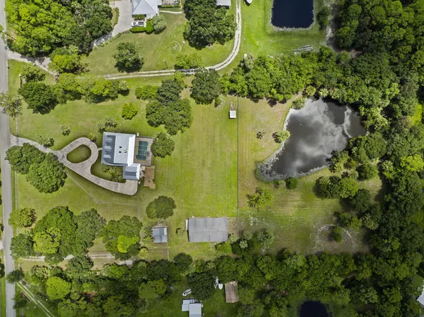 5454 SW Quail Hollow Street, Palm City, FL 34990
