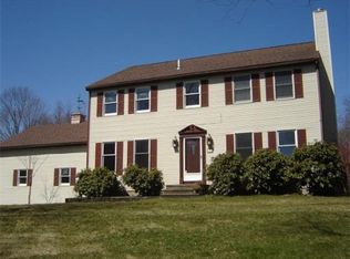 333 W River Rd, Uxbridge, MA 01569