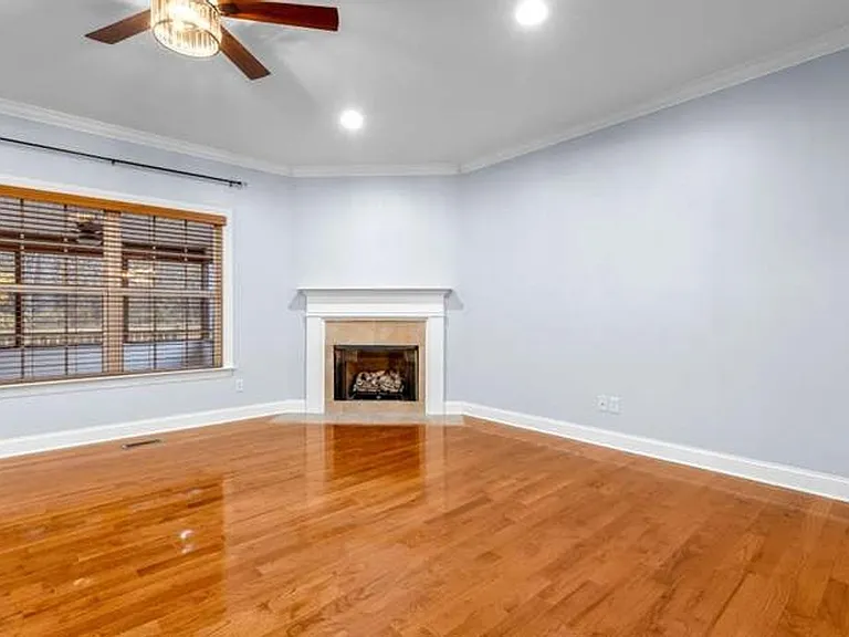 7160 Neville Dr — Photo 6