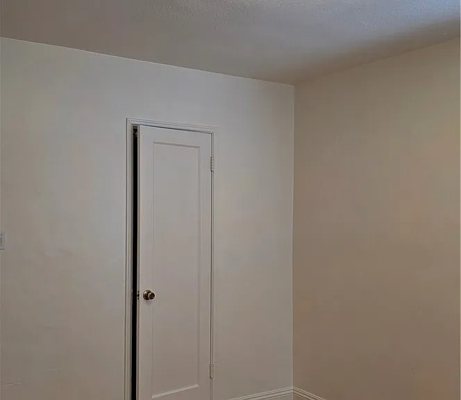 787 W Markland Dr — Photo 16