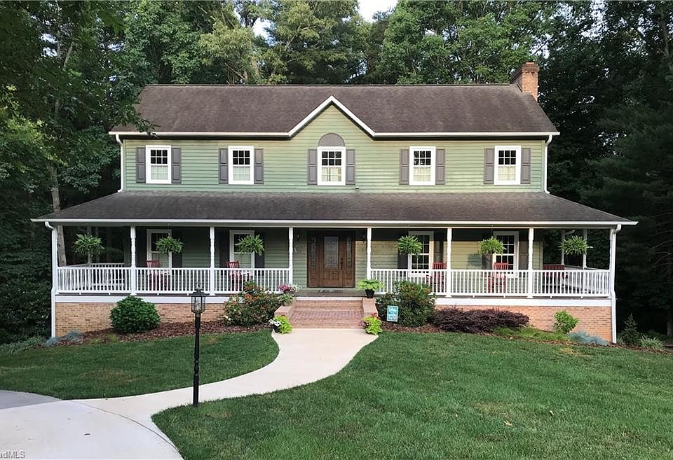 1st image of 2194 Hawthorne Ln