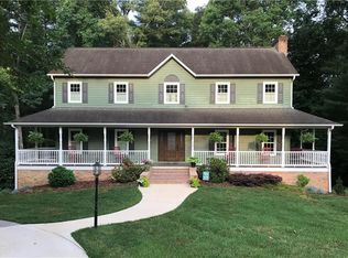 2194 Hawthorne Ln, Wilkesboro, NC 28697