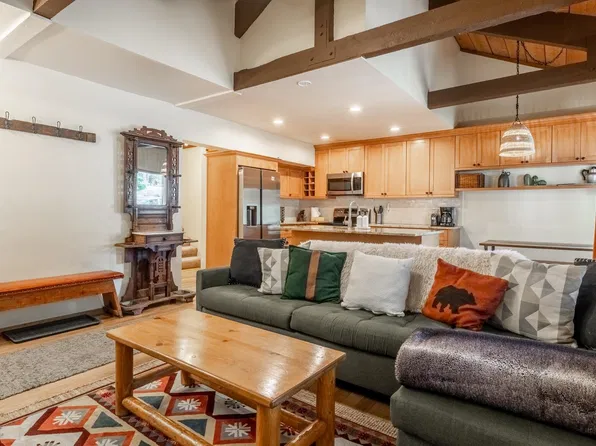1629 Majestic Pines Dr #46, Mammoth Lakes, CA 93546