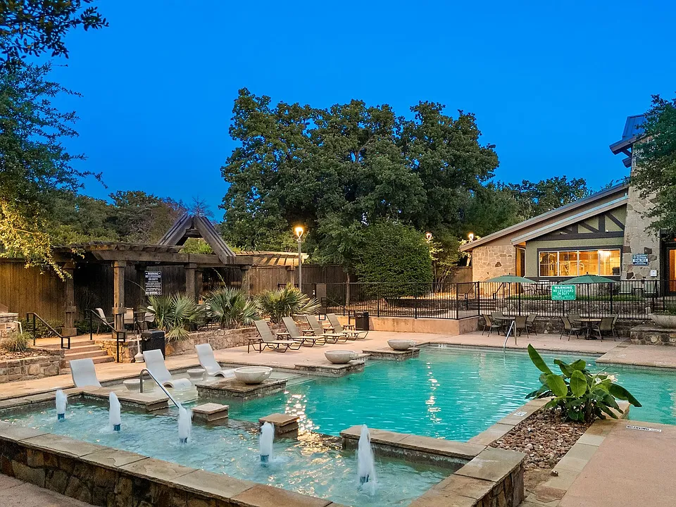 The Lodge at Pecan Creek