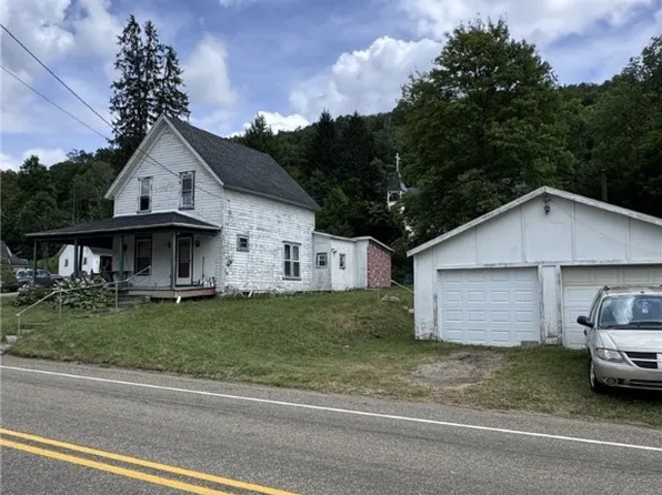 320 Main St, Hazel Hurst, PA 16733