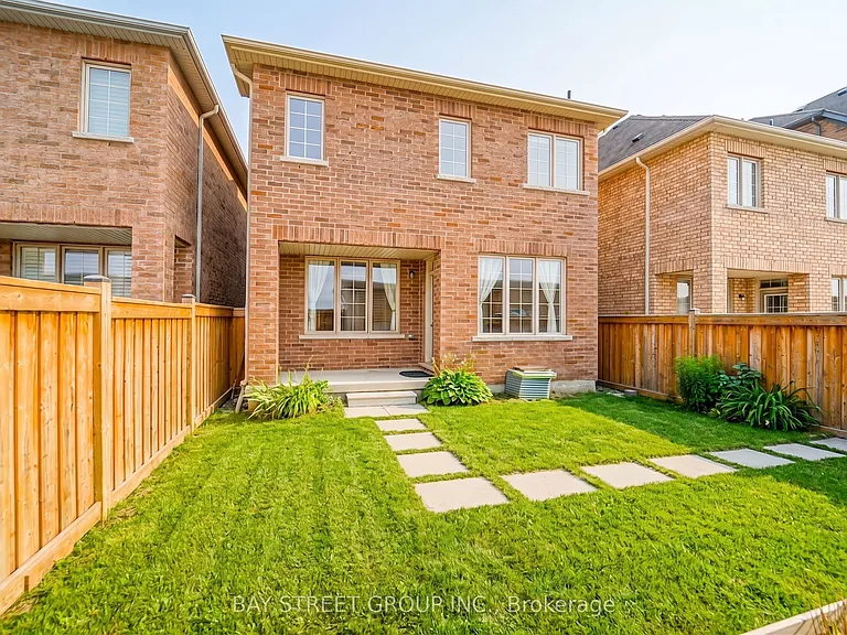 7 Gordon Landon Dr — Photo 48