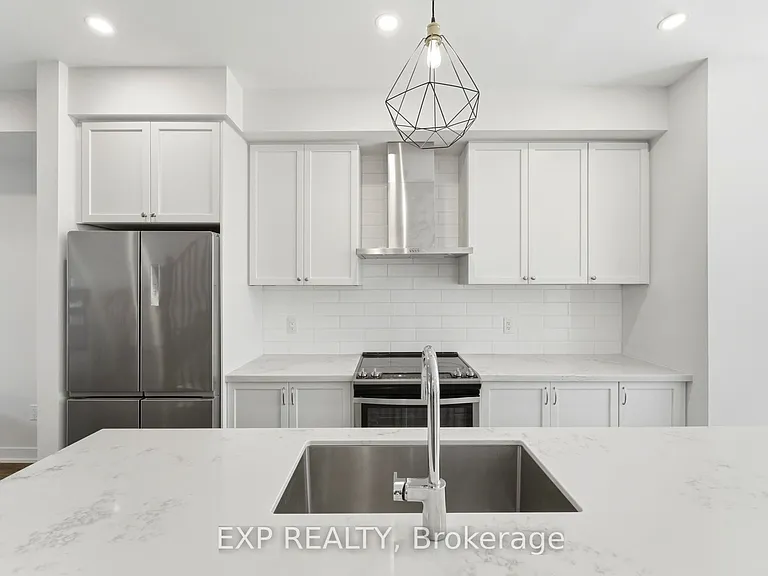 19 Markle Cres — Photo 12