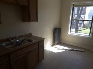 6806 S Prairie Ave APT 2W, Chicago, IL 60637