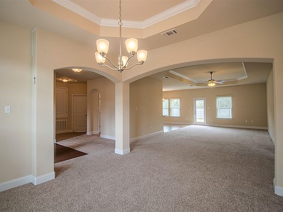 4th image of 15908 Walker Farm Ln