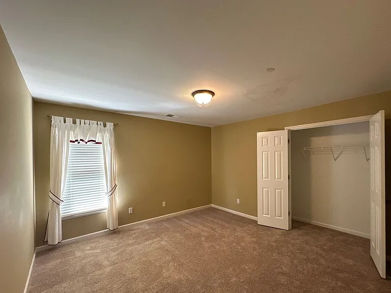 10135 Ridgewood Oak Dr — Photo 28