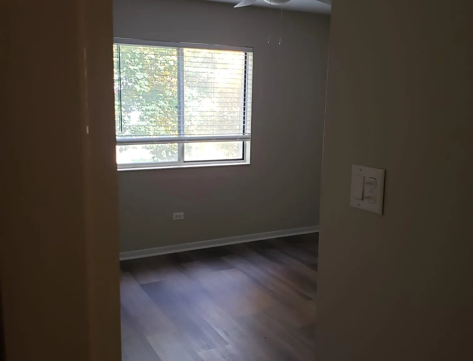 2 bed, 1050 sqft, $2,050 — Photo 3