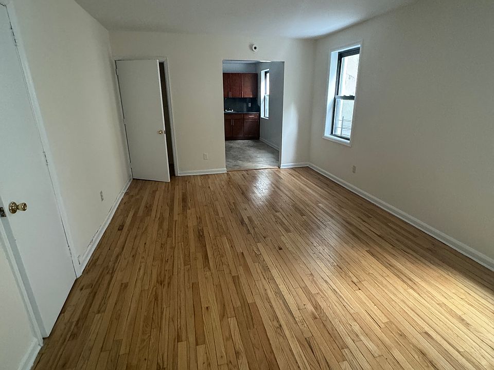 1st image of 110 Fisher Ave APT 3B
