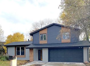 7125 Shamrock Rd, Lincoln, NE 68506