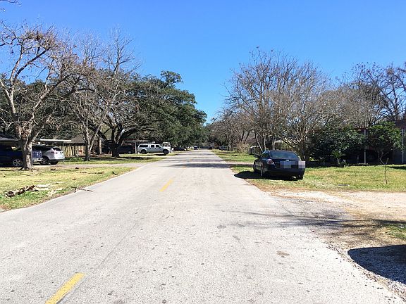 5th image of 411 Vashti Dr