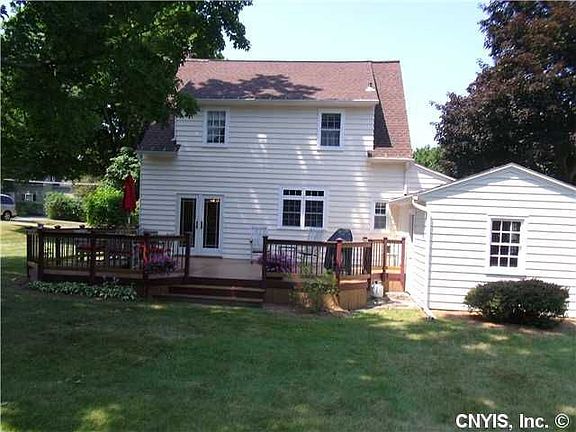 2nd image of 115 Huntleigh Ave