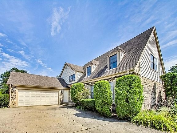 2nd image of 4121 Miller Dr