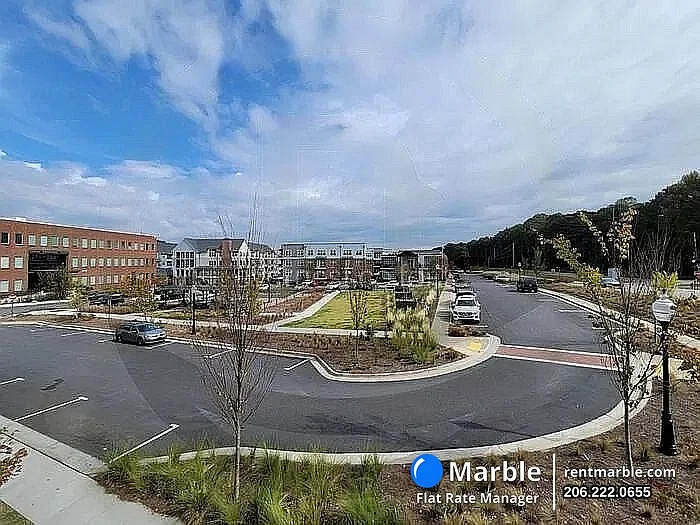 2565 Morehead St — Photo 23