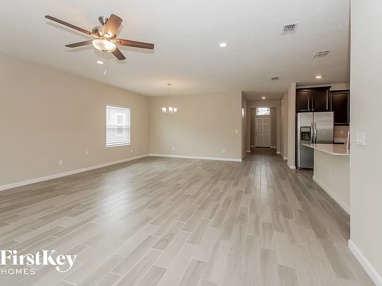 9777 Cilantro Dr — Photo 2