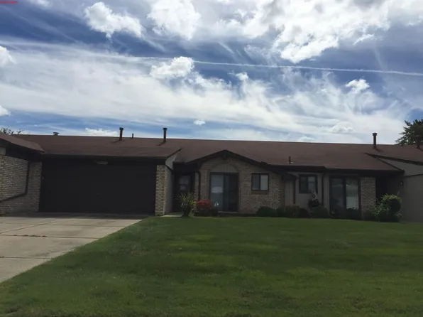 11728 Amber Le Dr, Warren, MI 48093