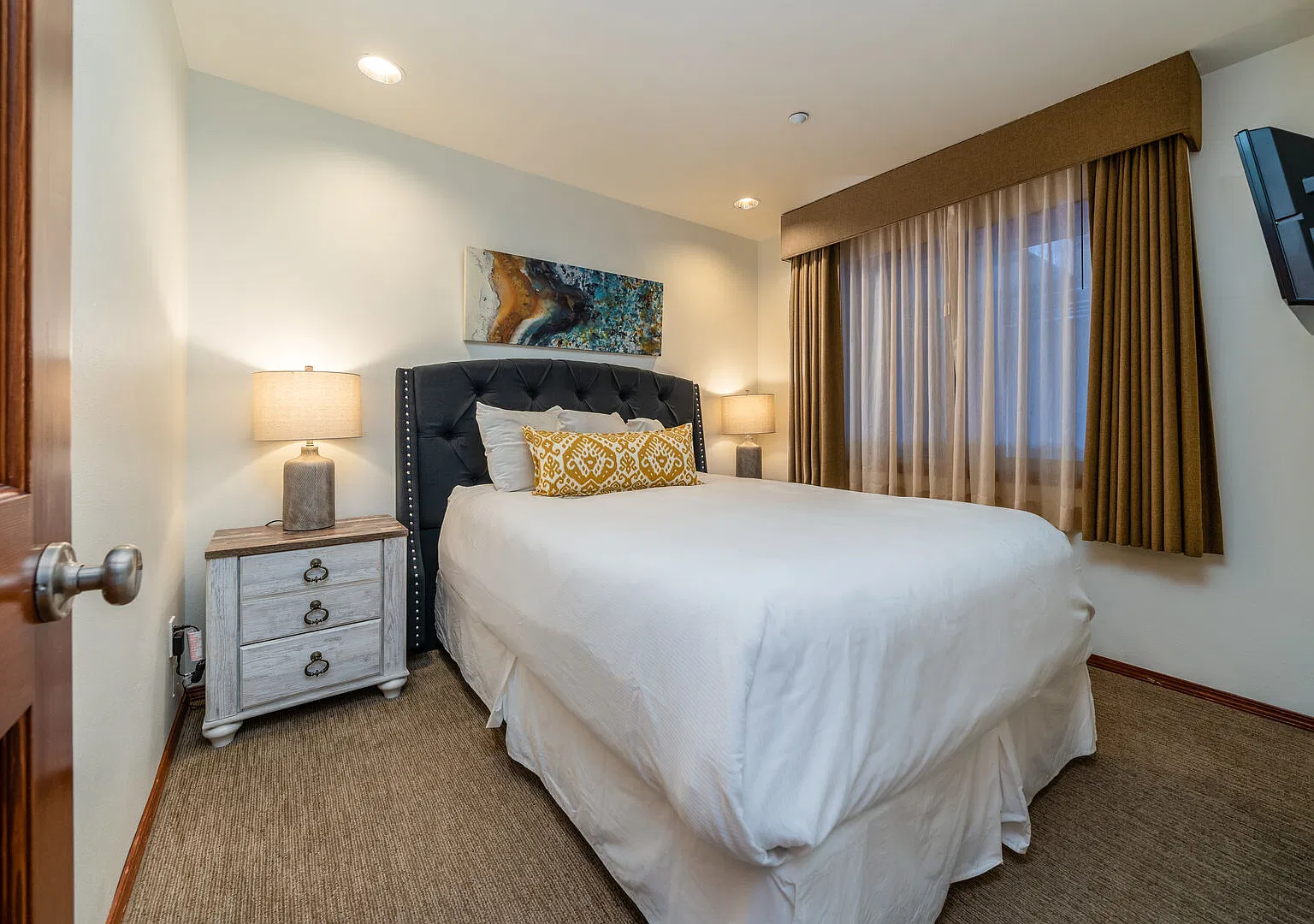 322 W Woodin Ave Unit 512 - 1 — Photo 3