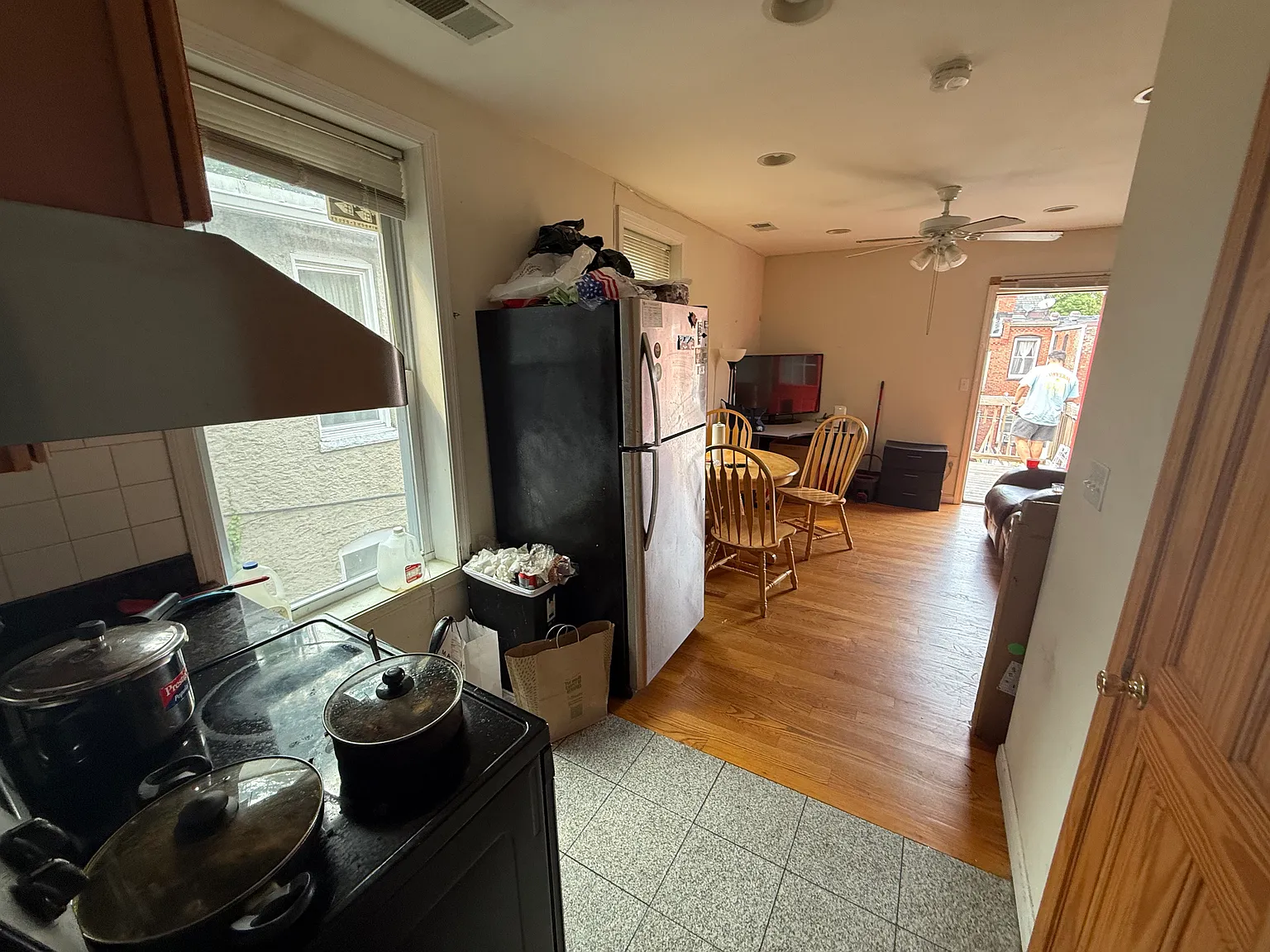 10 Moreland St — Photo 1