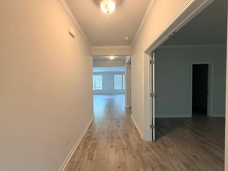 766 Gordon St — Photo 4