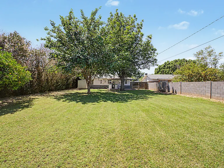 1638 E Williams St — Photo 35