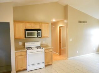 6890 Mayburn St, Dearborn Heights, MI 48127