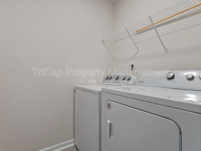 416 Glen Clova Dr — Photo 31