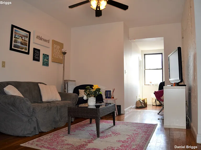 37 Egremont Rd #2 — Photo 1