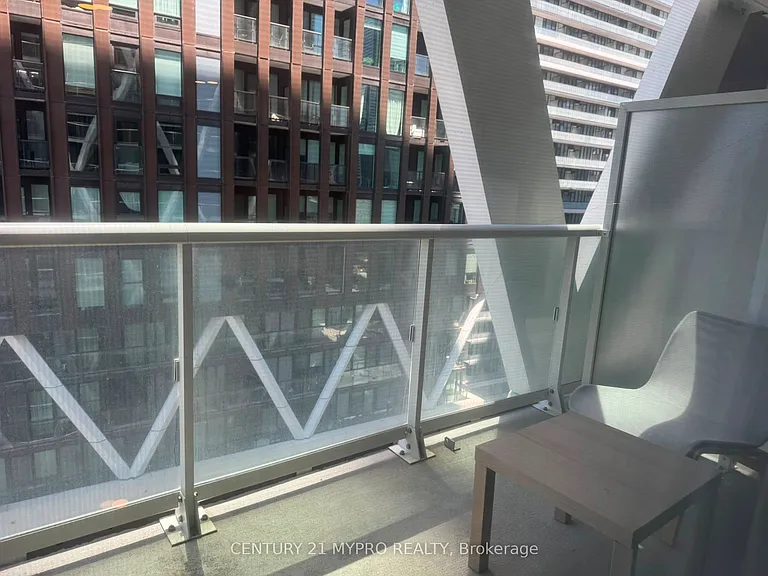 230 Simcoe St #1636 — Photo 10