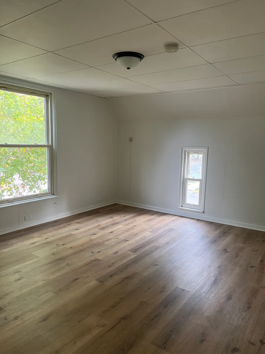 Building Photo - 117 N Clay St #2