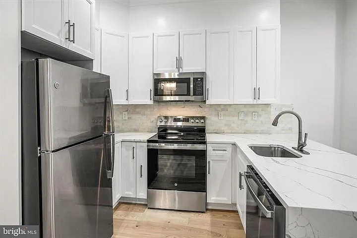 2014 Connecticut Ave NW #2 — Photo 17
