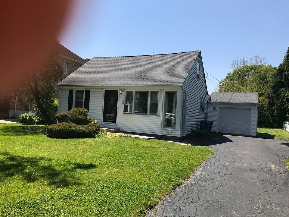 1st image of 726 N Emroy Ave