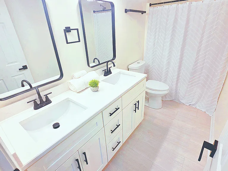 117 W Carter St — Photo 15