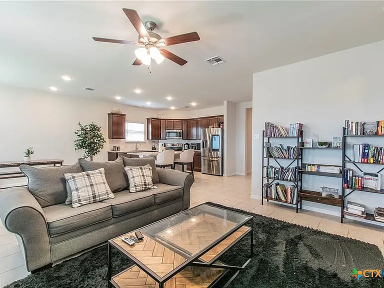 1503 Sideoats Ln — Photo 11