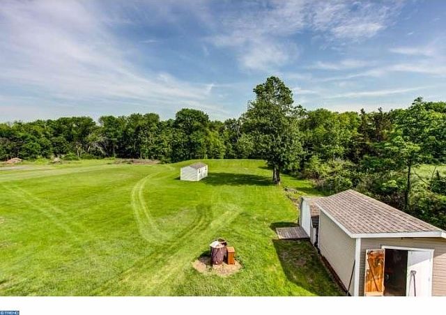 2nd image of 406 Ridge Rd