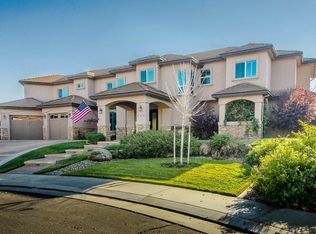 724 Edgewood Ct, Woodland, CA 95695