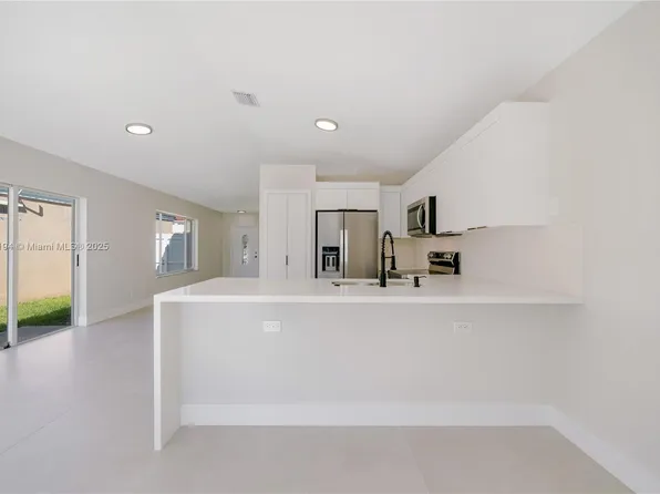 17408 SW 142nd Ct, Miami, FL 33177