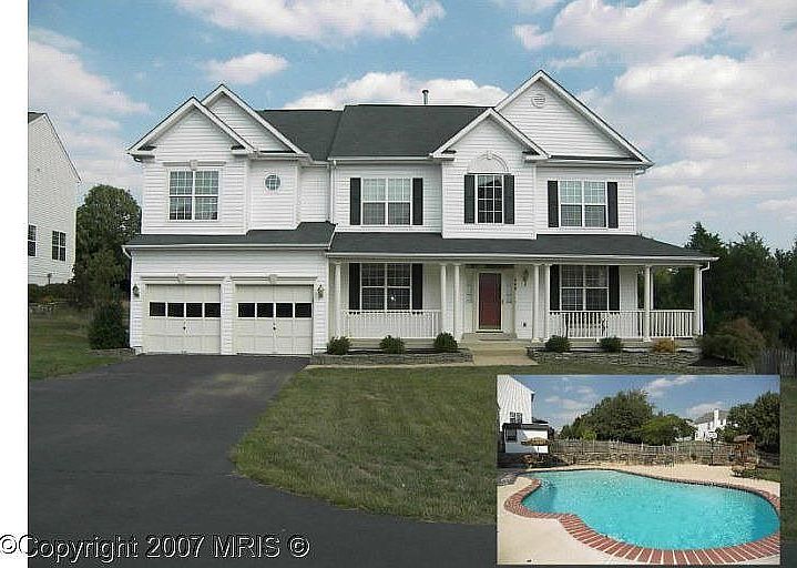 609 Buchanan Ct Front and Pool in Rear