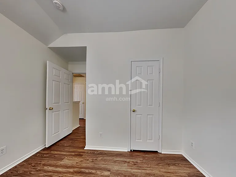 1481 Apenzell Ln — Photo 20