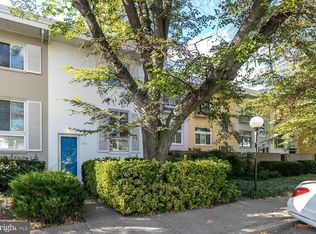 713 3rd St SW #607, Washington, DC 20024