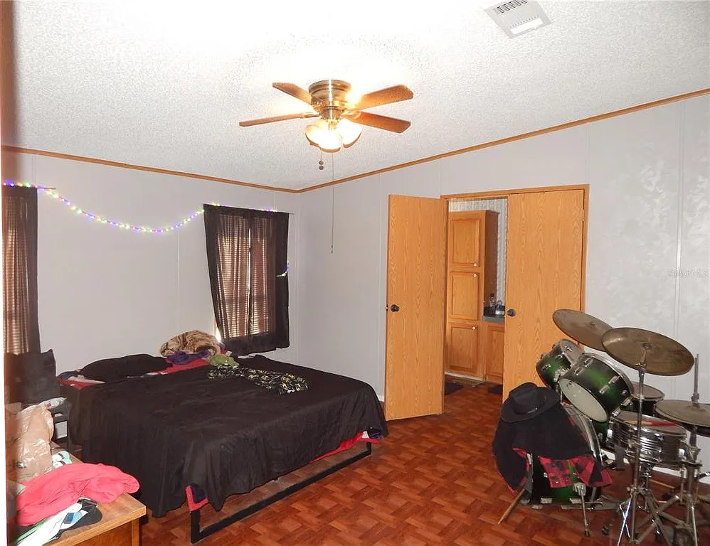 3 bed, 2.0 bath, 1488 sqft, $1,895 — Photo 4
