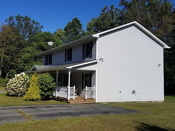 2nd image of 130 1st St