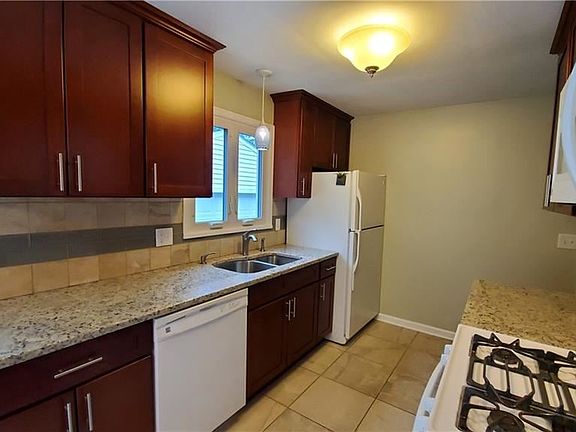 4th image of 506 Glenview Ct