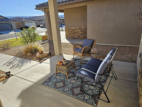 Welcoming front porch 