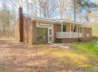 1322 Spangler Ln, Freeman, VA 23856