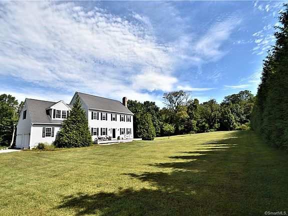 3rd image of 74 Clarke Rd