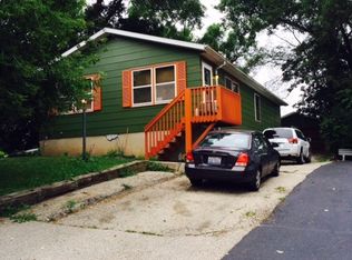 424 E Clarendon Dr, Round Lake Beach, IL 60073