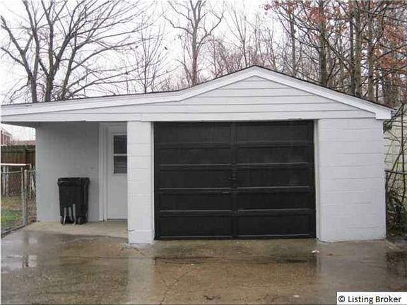 3rd image of 9620 Anita Blvd